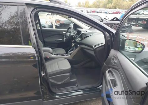 2013 Ford Escape Se z USA, uszkodzony, nr VIN 1FMCU0GX7DUA02682